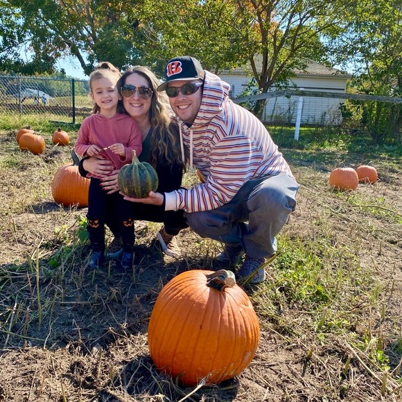 Meet your Posher, Marydawn - Picture 3 of 3